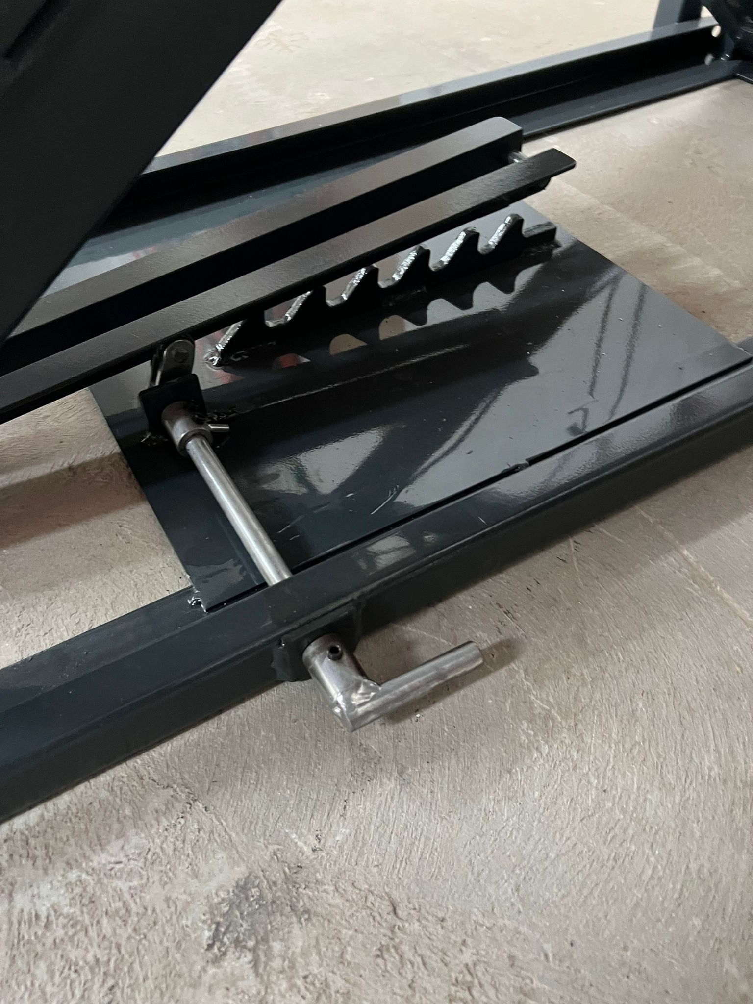 500 KG HALATLI, MEKANİK KİLİTLİ MOTORSİKLET LİFTİ