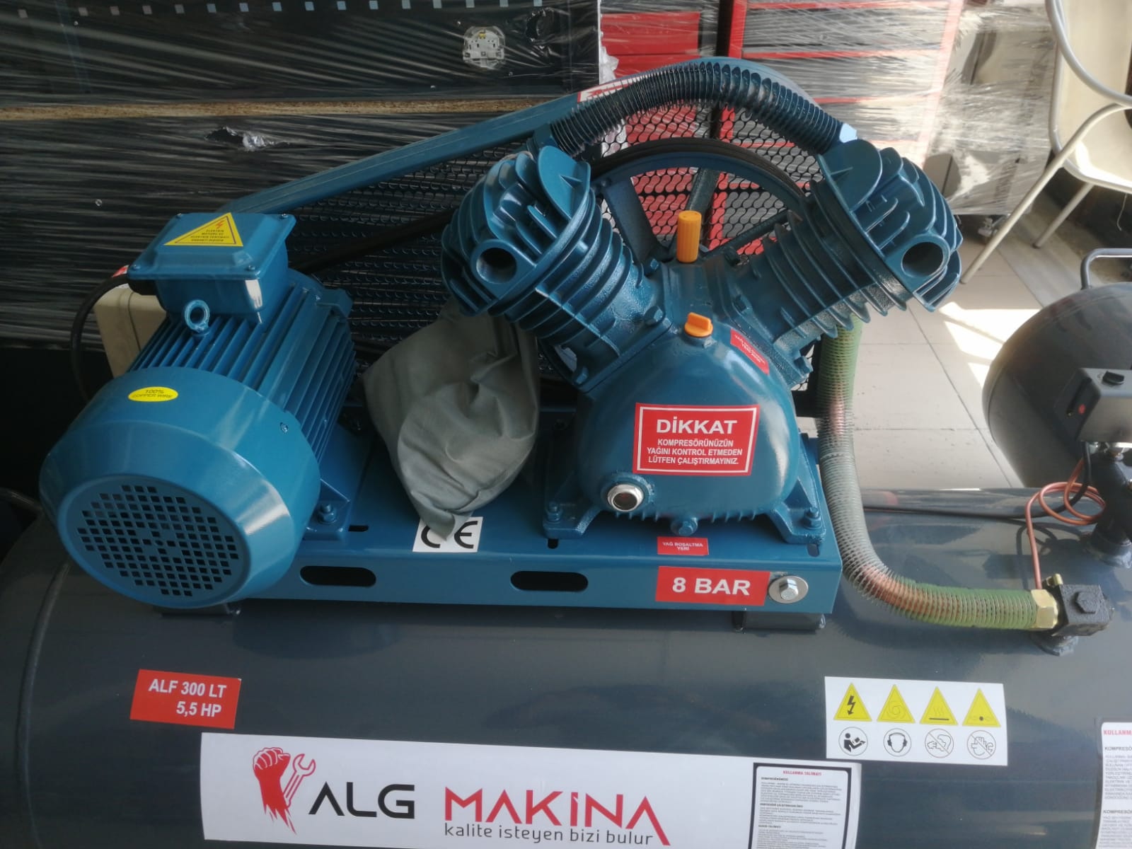 300 Litre 8 Bar Pistonlu Kompresör