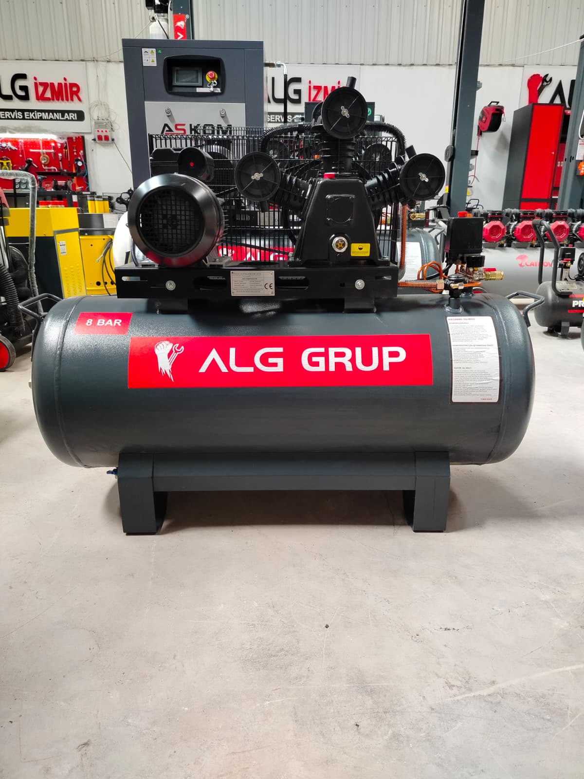 200 Litre 8 Bar 3 Kafa 4 Hp Kompresör